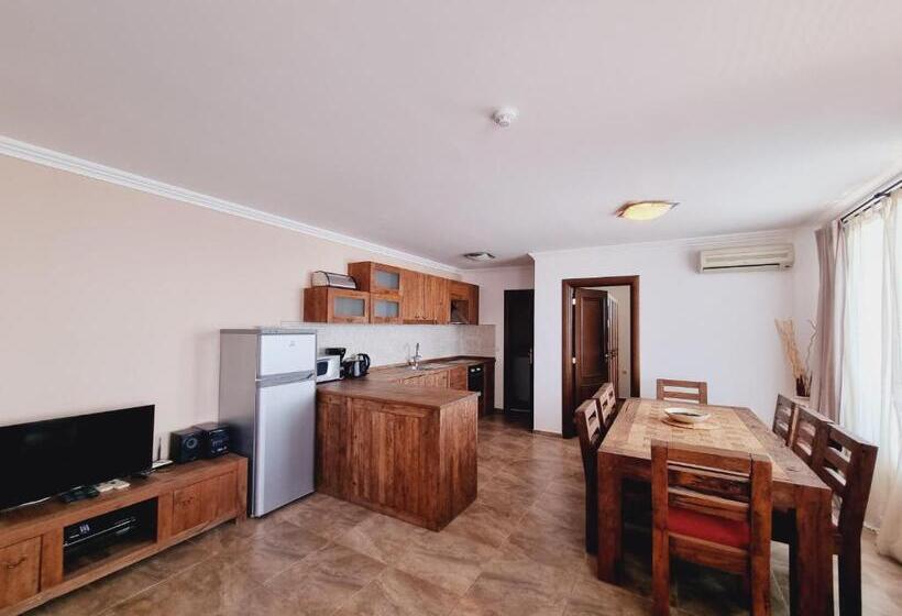 Апартаменты 3 Спальни, Monastery Apart Complex