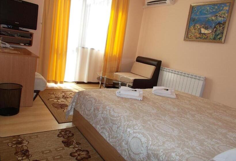 スタンダードトリプルルーム, Panorama Family