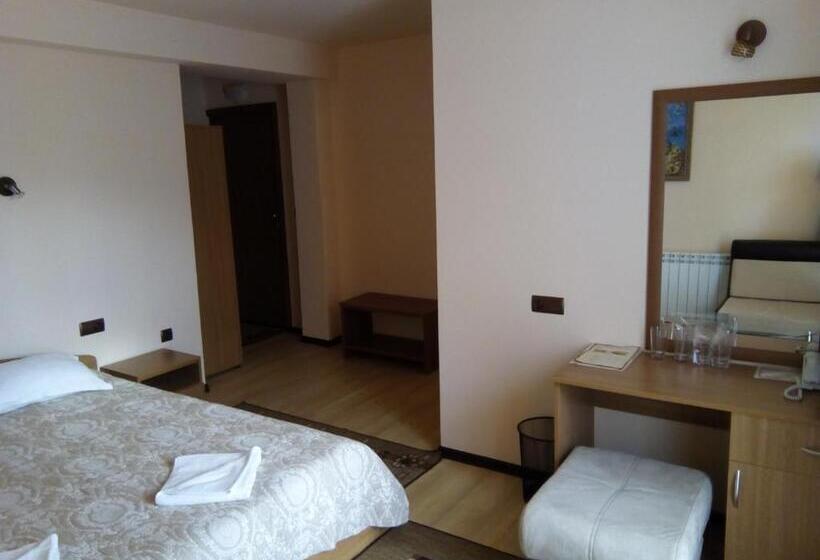 スタンダードトリプルルーム, Panorama Family