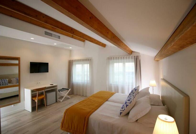 اتاق سوپریور, Riverside Alfama