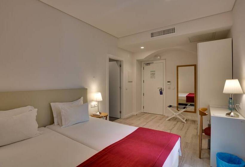 Quarto Estandar, Riverside Alfama