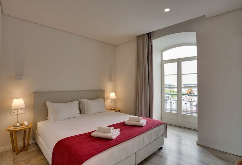 اتاق سوپریور, Riverside Alfama