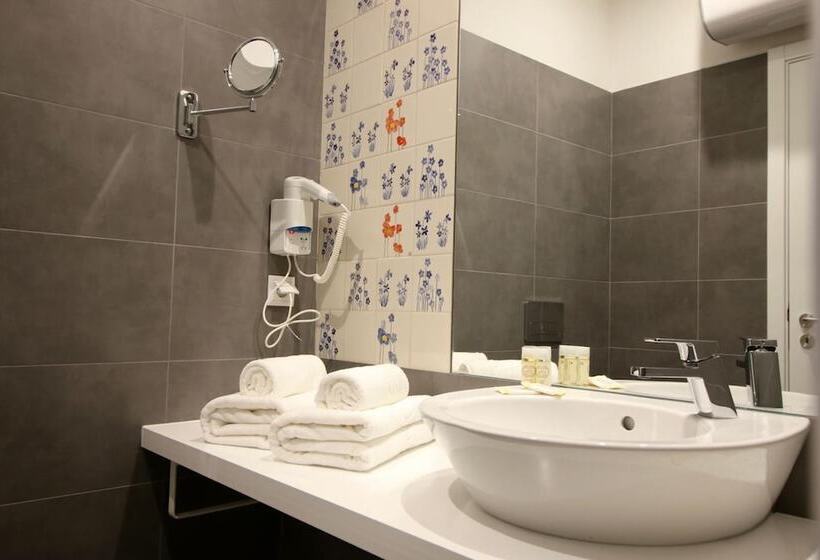 اتاق سوپریور, Riverside Alfama