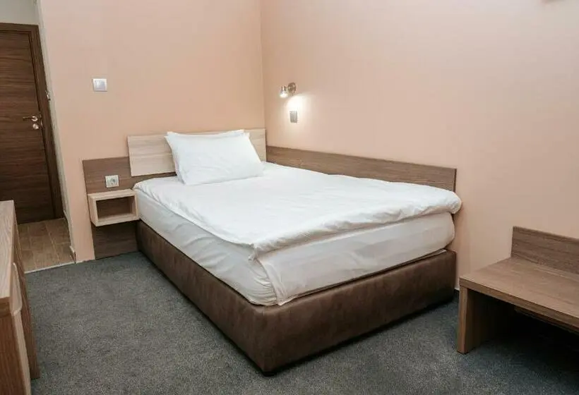 Standard Yhden Hengen Huone, Tundzha   Renovated!