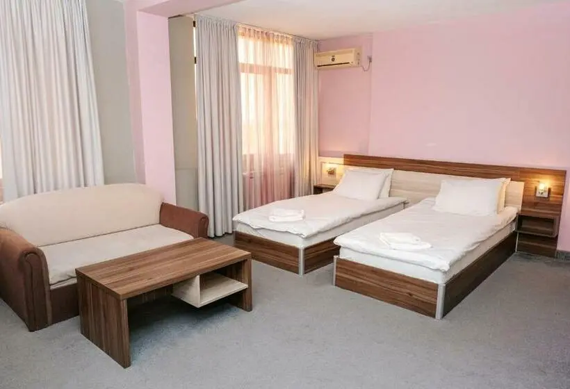 Comfort-huone, Tundzha   Renovated!