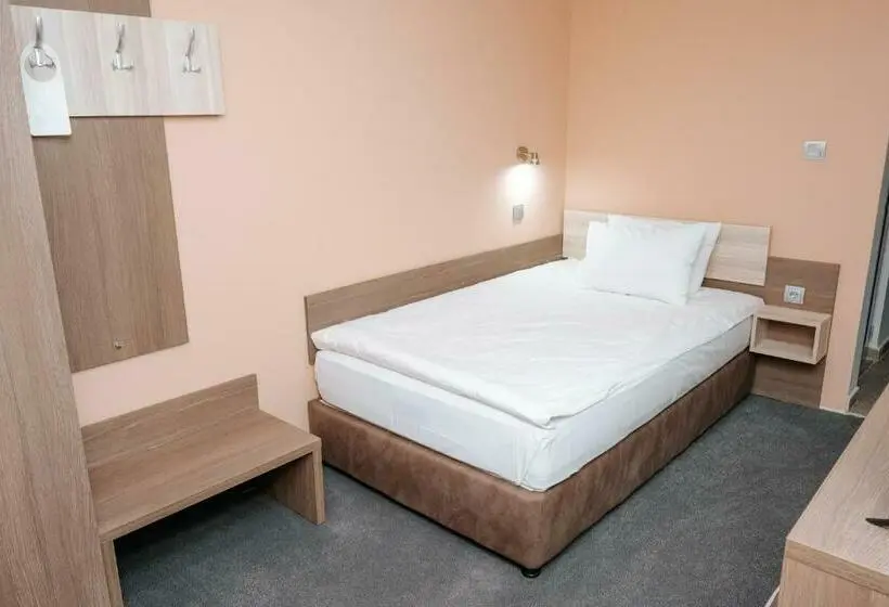 Standard Yhden Hengen Huone, Tundzha   Renovated!