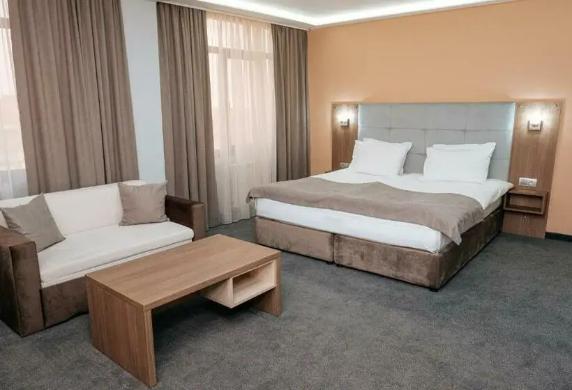 Comfort-huone, Tundzha   Renovated!