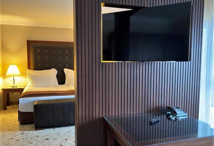 جناح جونيور ذات إطلالة, Maxi Park Hotel & Spa