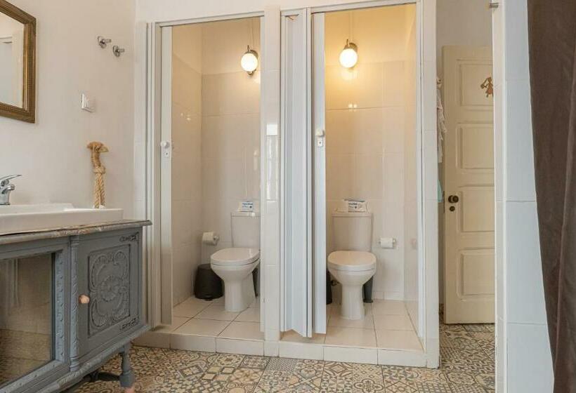 اتاق استاندارد یک تخته با سرویس بهداشتی مشترک, Olive3 Ericeira