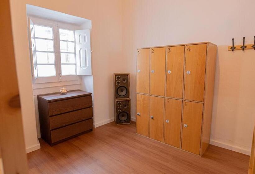 تختخواب در اتاق مشترک, Olive3 Ericeira