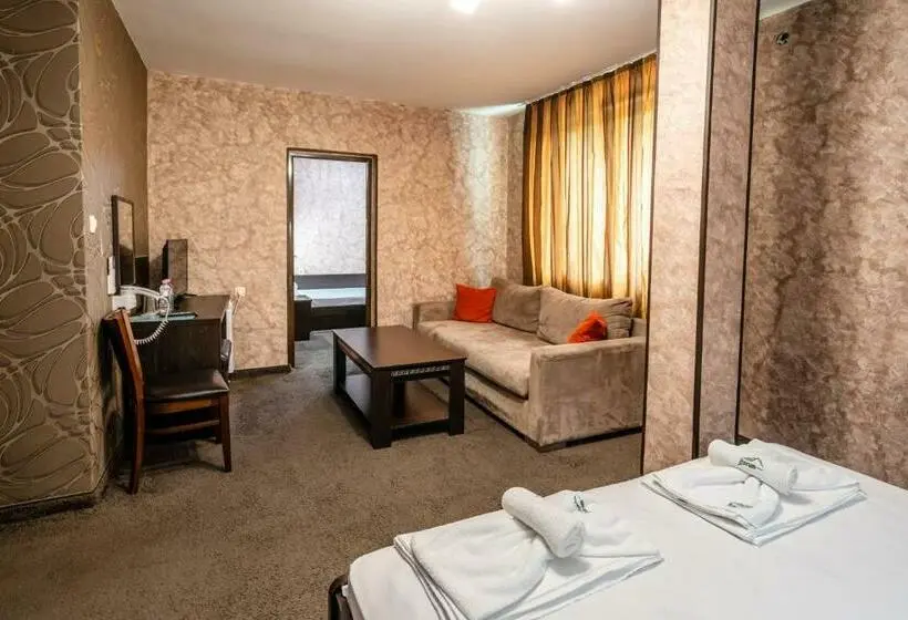 Sviitti Parveke, Perun Hotel Sandanski