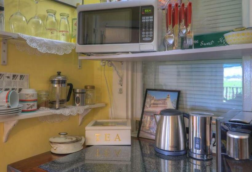 Люкс с Балконом, Andavine House   Bed & Breakfast
