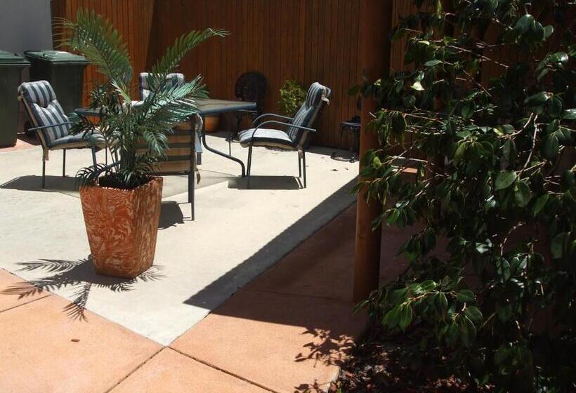 חדר סטנדרט לשלושה, Anna Bella Motel Glen Innes