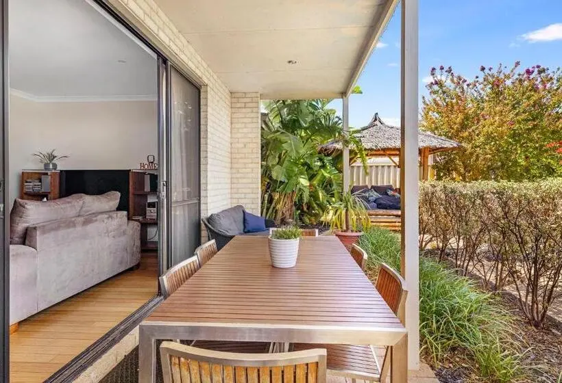 キングサイズベッドのデラックスルーム, Baudins Of Busselton Bed And Breakfast   Adults Only