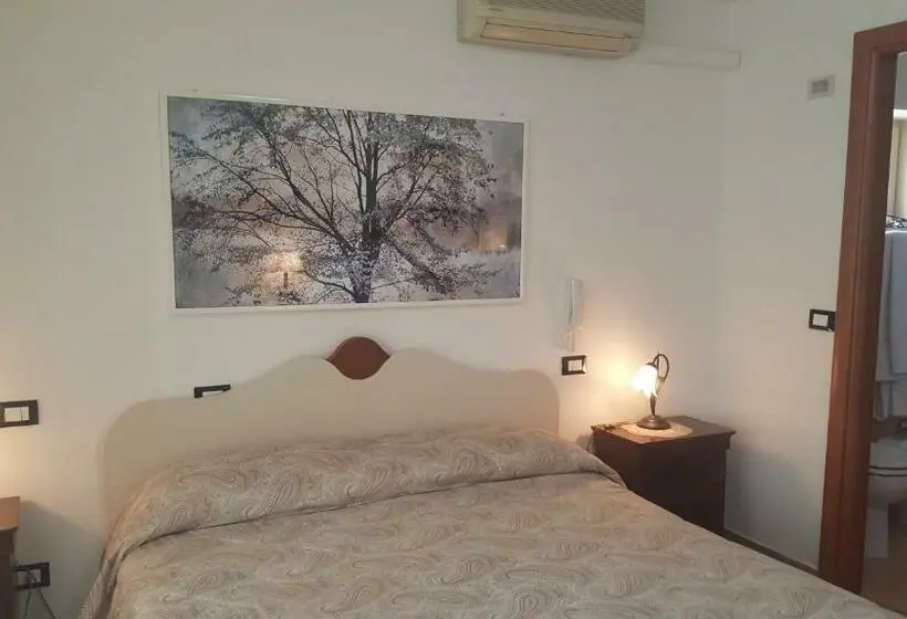 スタンダードルーム, Bed&breakfast L Oasi