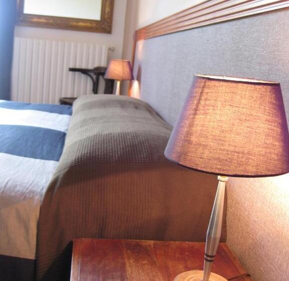 Classic room with balcony, Domus Verdiana