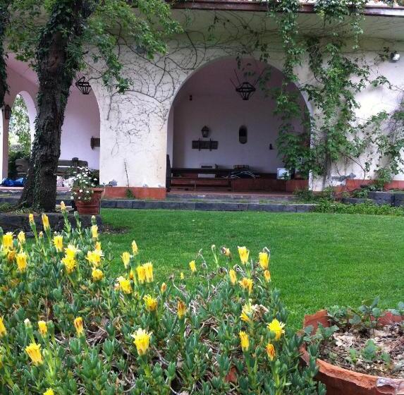 Classic room with balcony, Domus Verdiana