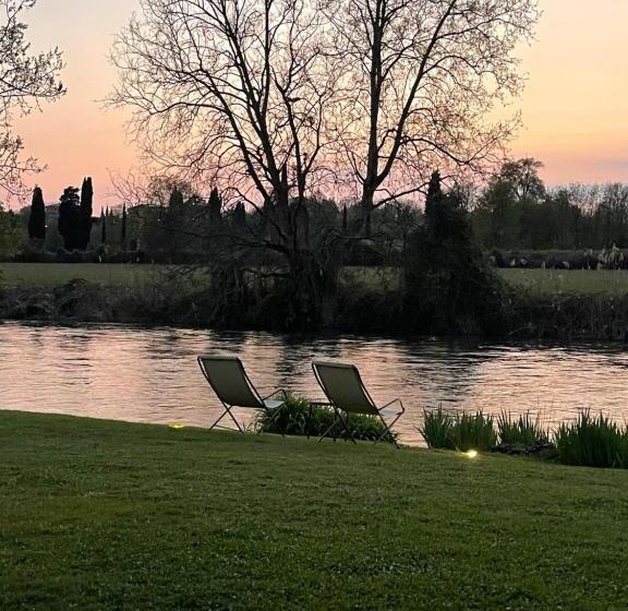 Номер Стандарт Вид на Сад, La Finestra Sul Fiume