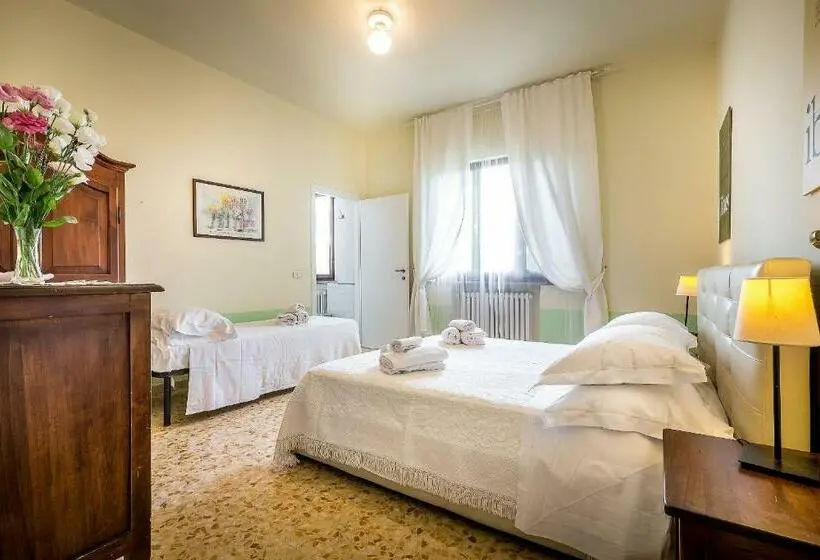 Standard Kolmen Hengen Huone, Locanda Il Fornello