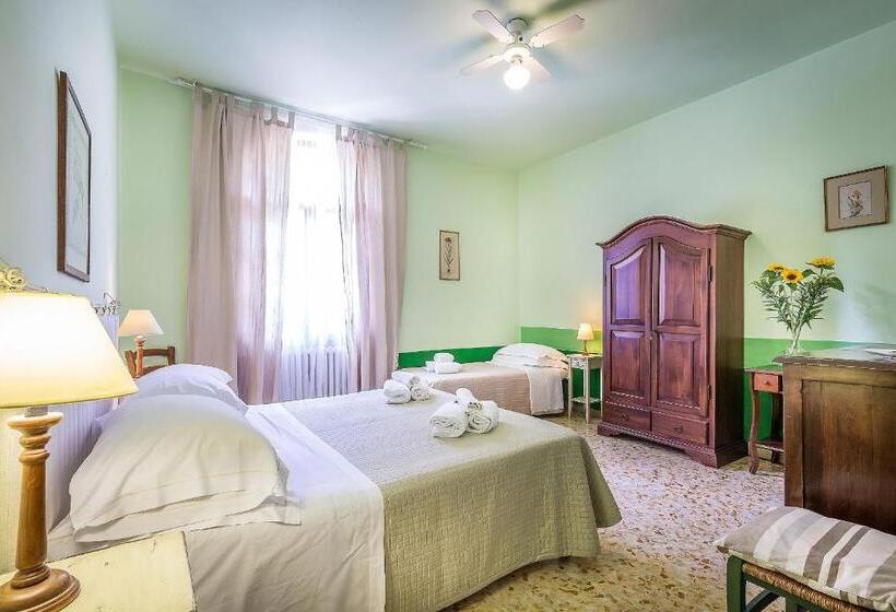 חדר סטנדרט לשלושה, Locanda Il Fornello