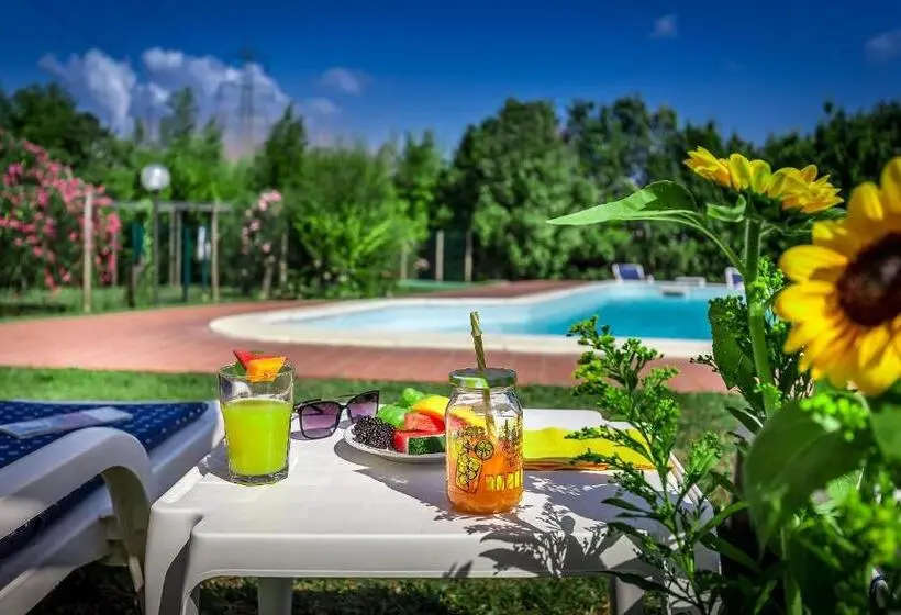 Standard Neljän Hengen Huone, Locanda Il Fornello