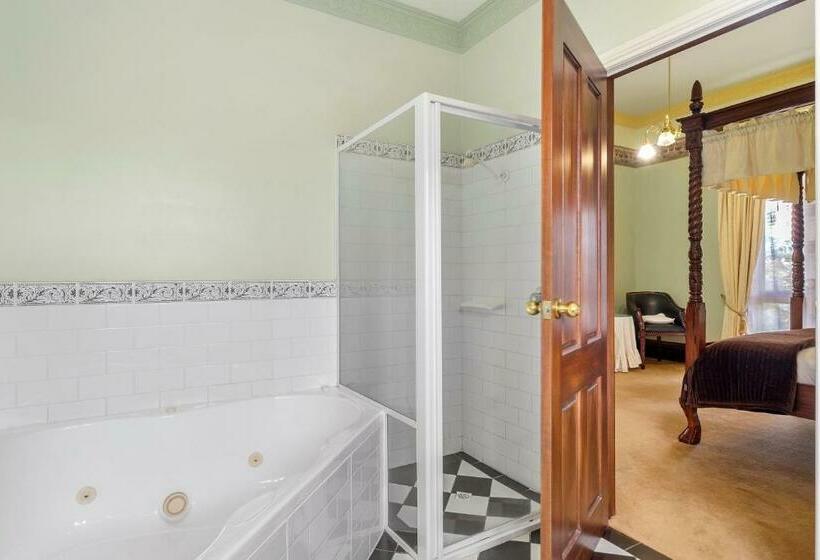 Номер Стандарт с Гидромассажем, Orana House