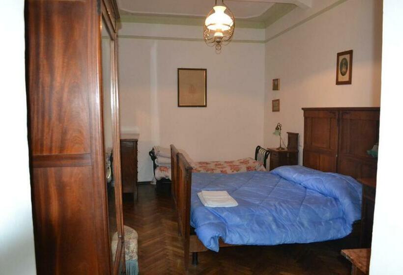 اتاق کلاسیک چهارنفره, Bed And Breakfast Via Della Piazza