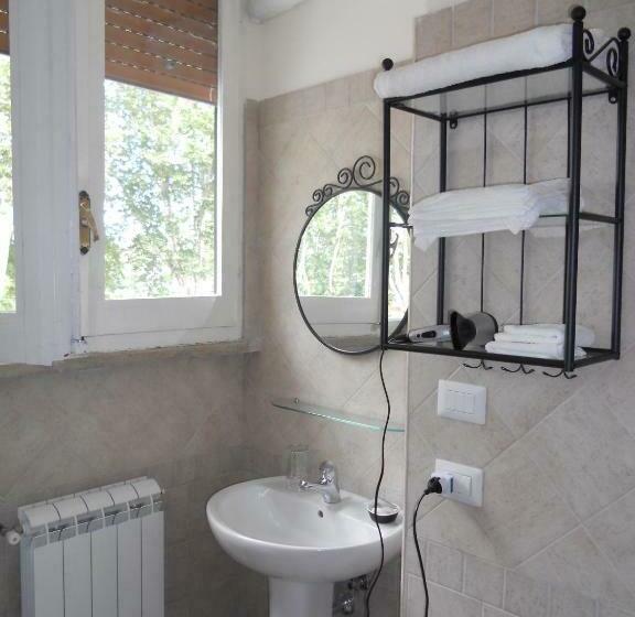 اتاق اکونومی, Vieniaroma