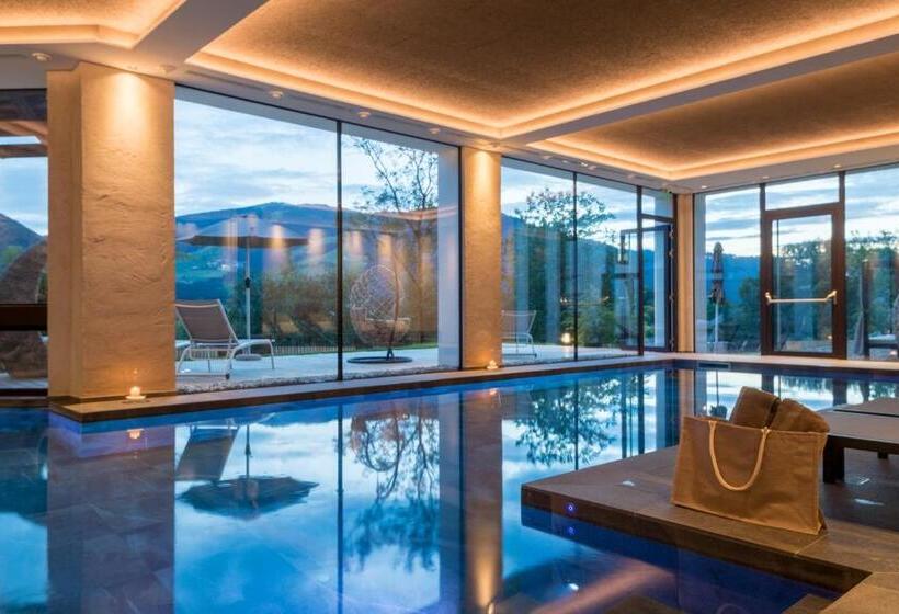 Люкс, Historic Hotel Alte Goste