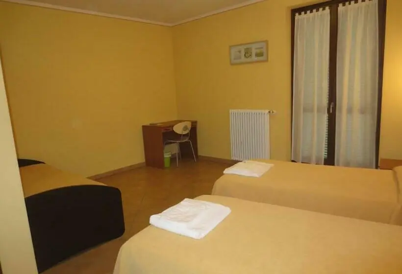 スタンダード４人部屋, Albergo Dei Pescatori