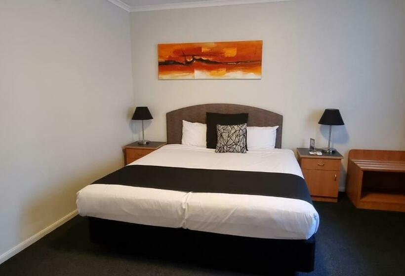غرفة عائلية, Alpha Hotel Canberra
