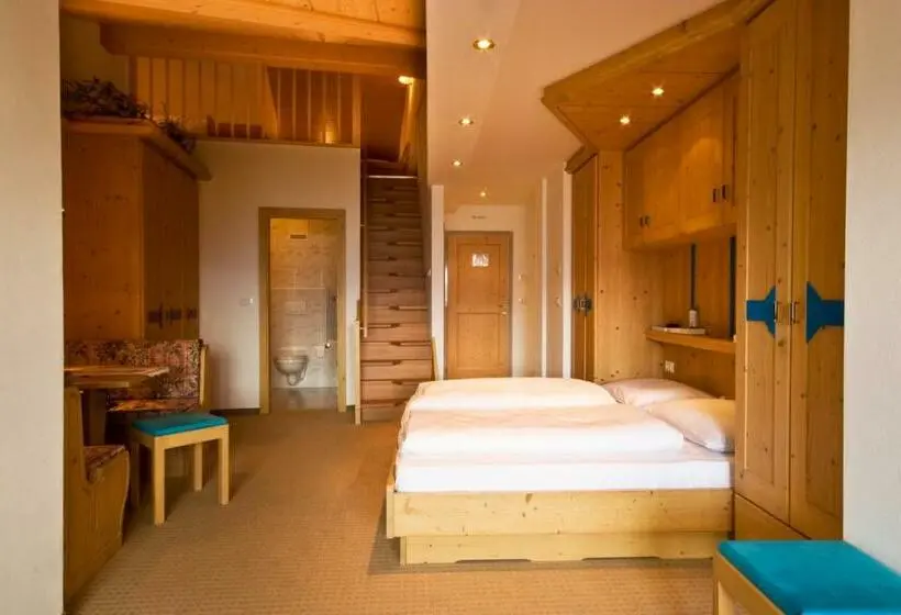Superior-huone Näkymä, Gasthof Teiser Stern