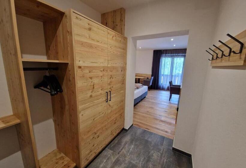 غرفة قياسية فردية, Mignon