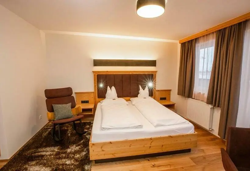 Superior-huone, Moseralm Dolomiti Spa Resort