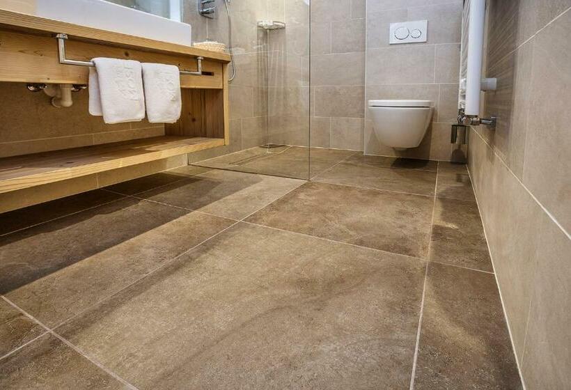 חדר סטנדרט, Moseralm Dolomiti Spa Resort