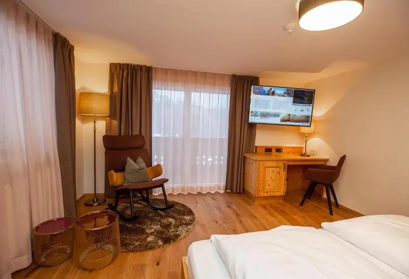 Superior-huone, Moseralm Dolomiti Spa Resort