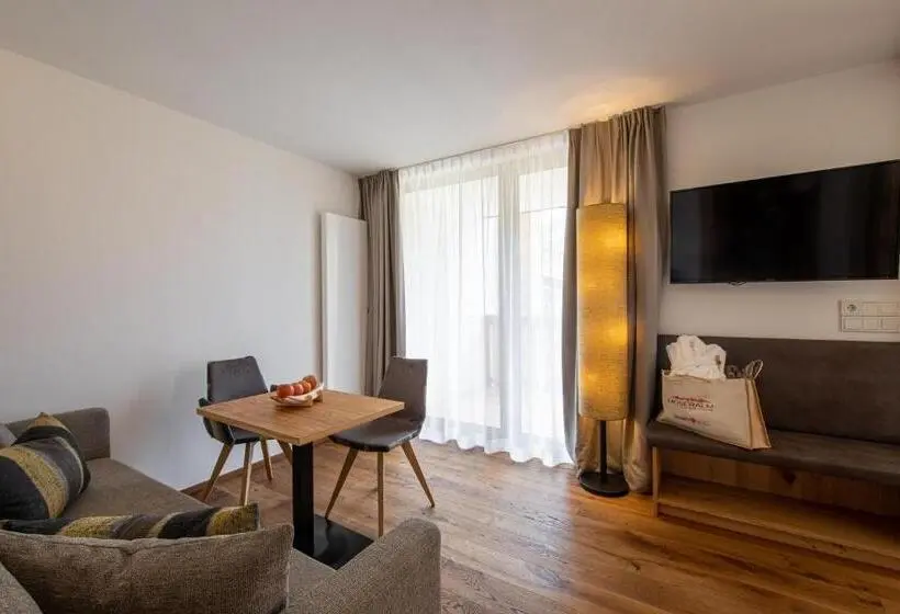 Sviitti Vuoristonäkymä, Moseralm Dolomiti Spa Resort
