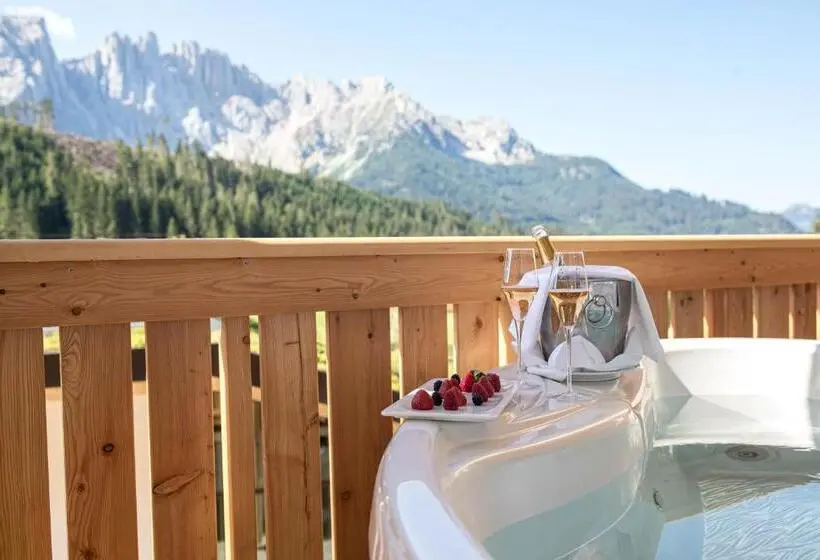 Sviitti Poreallas, Moseralm Dolomiti Spa Resort