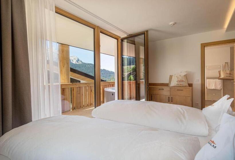 סוויטה עם ג'קוזי, Moseralm Dolomiti Spa Resort