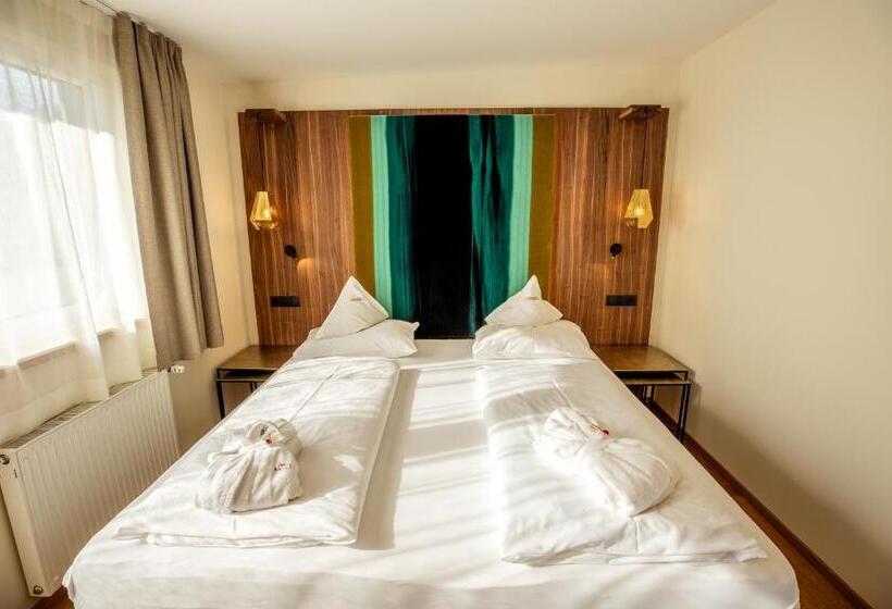 סוויטה נוף לגינה, Moseralm Dolomiti Spa Resort