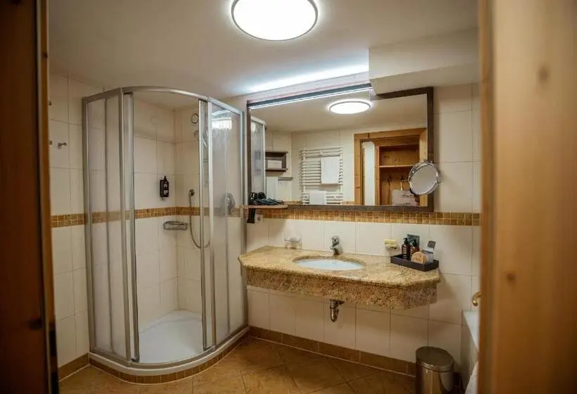 Sviitti, Moseralm Dolomiti Spa Resort