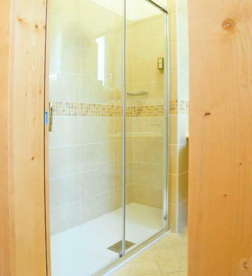 スタンダードシングルルーム, Regina