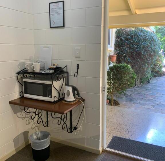 스탠다드 룸, Kookaburra Motel Yungaburra
