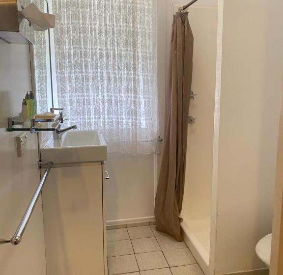 Четырехместный Номер Стандарт, Motel Kempsey