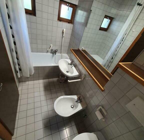 إستديو قياسى مزود بشرفة, Residence Silvester