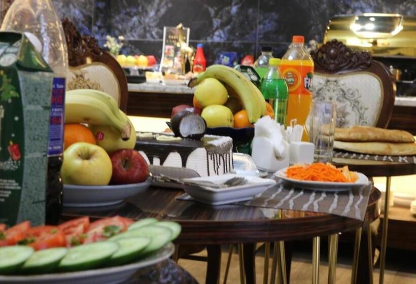 سوییت خانوادگی, Tajikgrey Dushanbe