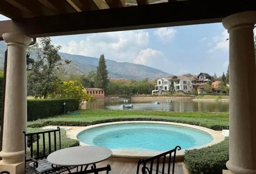 スタンダードルーム, Toscana Villa Khao Yai