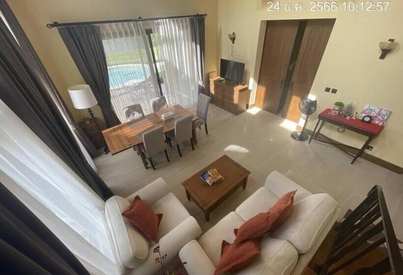 スタンダードルーム, Toscana Villa Khao Yai