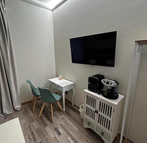 Dört Kişilik Standart Oda, Le Colonne Di San Luca Affittacamere