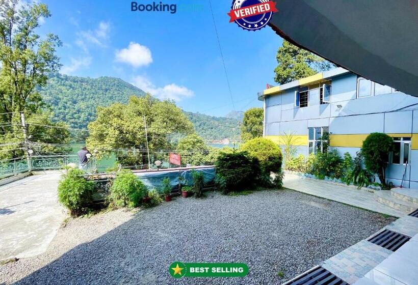 经济房, Central Hotel By Rb Group Mall Road Prime Location In Front Of Naini Lake Hygiene And Spacious Room